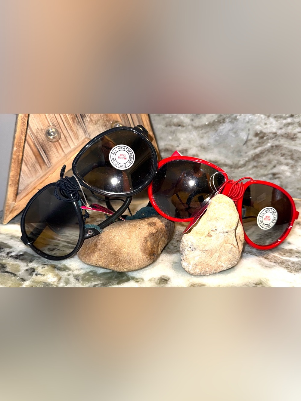 Retro Glacier Sunglasses with Side Shields set